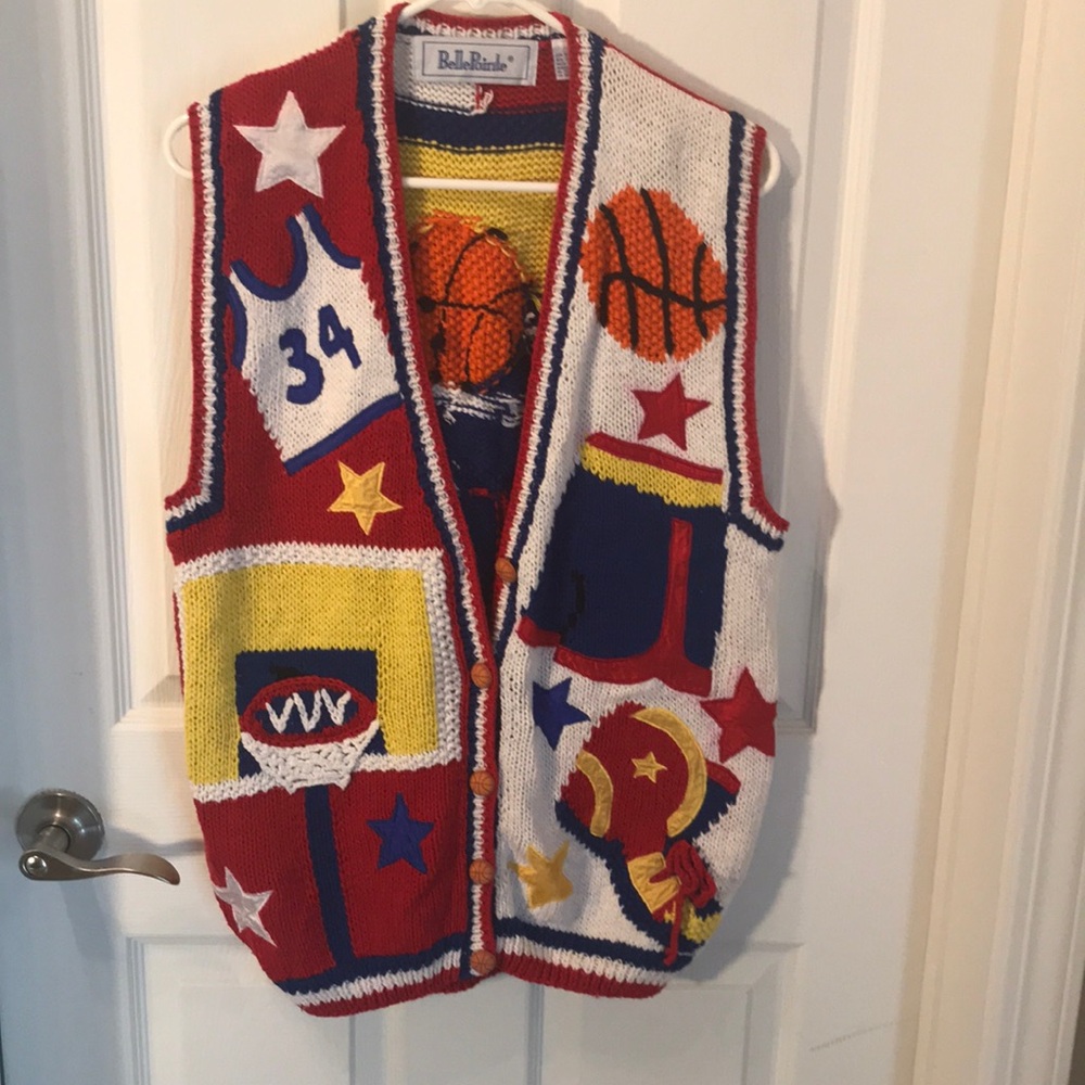 Belle Pointe ladies size M basketball theme sweater vest